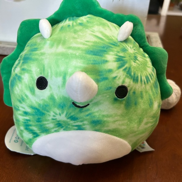 NWT reversible, FLIP A MALLOW  2 in1  squishmallow plush toy - Picture 2 of 9